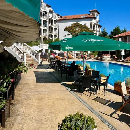 Marina Triumph Apartment Sweti Wlas